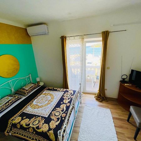 Apartments Esperanza ปาชมาน ภายนอก รูปภาพ