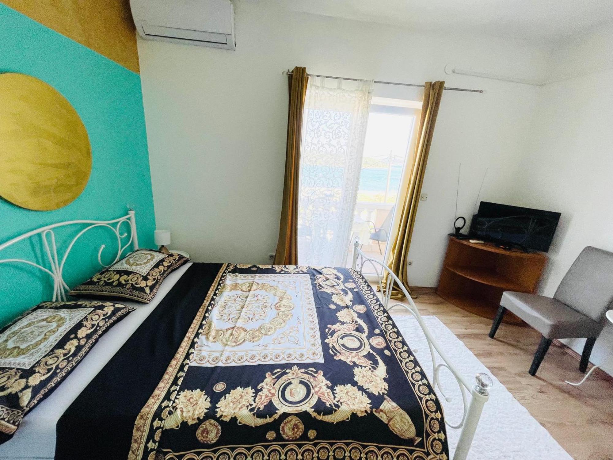 Apartments Esperanza ปาชมาน ภายนอก รูปภาพ